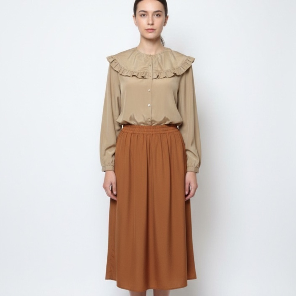 Elegant Tan Women's Skirt